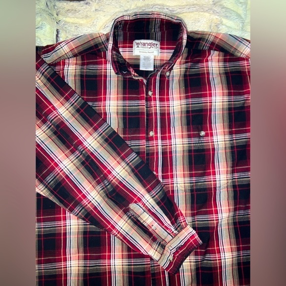 Wrangler Rugged Wear Western Plaid Collared Long Sleeve Button Up Shirt size XL - Picture 2 of 7